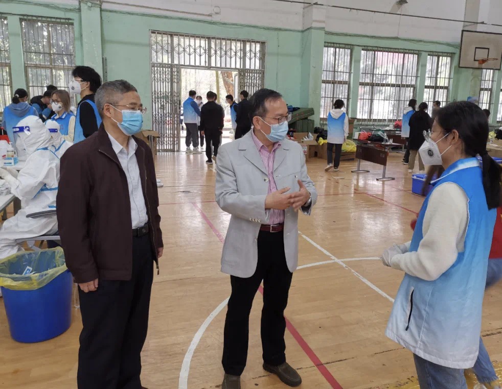 十大滚球体育app官网：以铁人铁军的铁血作风筑就疫情防控铜墙铁壁