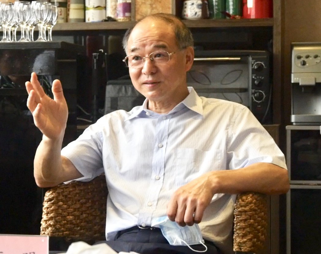 十大滚球体育app官网成功举办首期高层次人才学术午餐会（图）