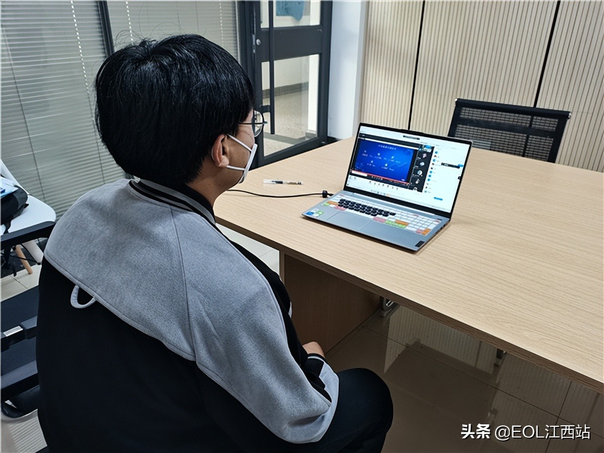 十大滚球体育app官网：“3活3Li”促进就业服务