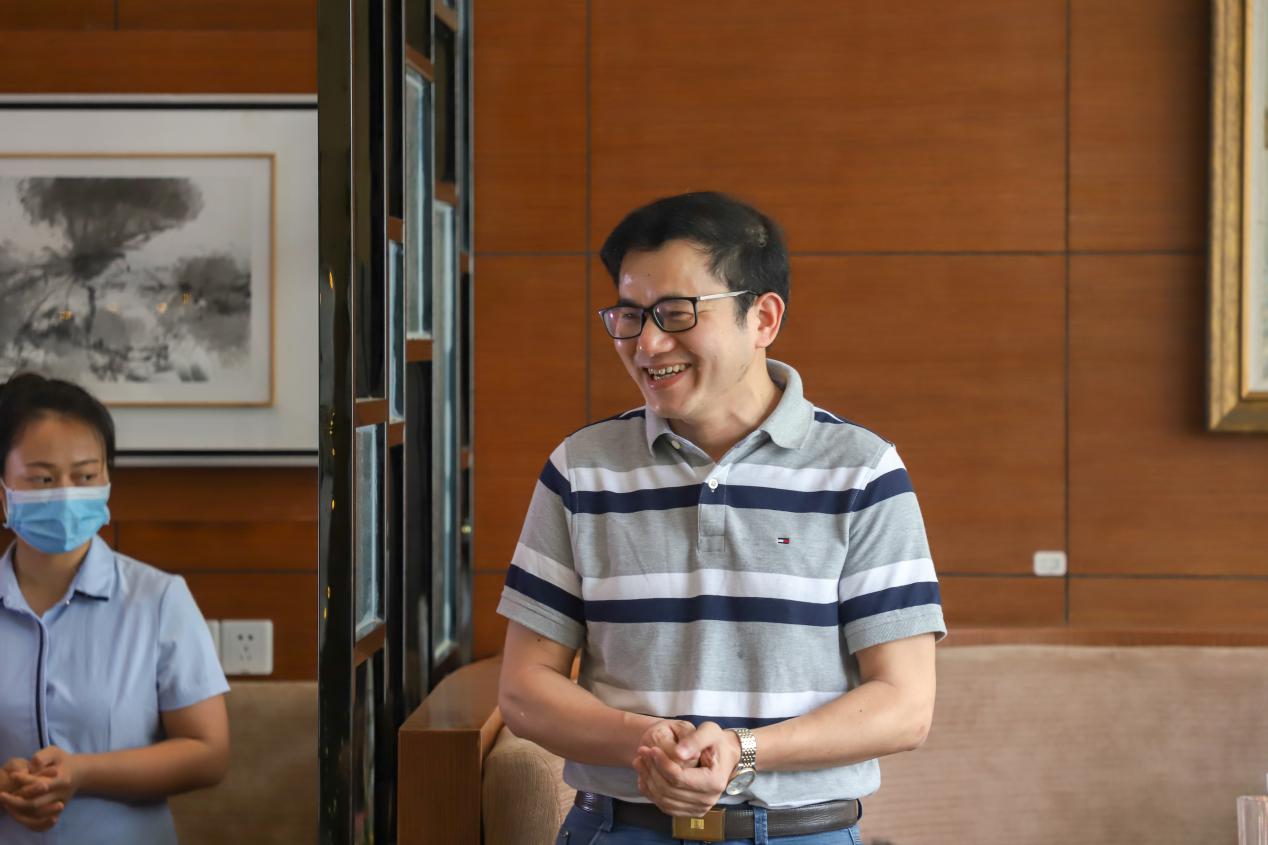 十大滚球体育app官网成功举办首期高层次人才学术午餐会（图）